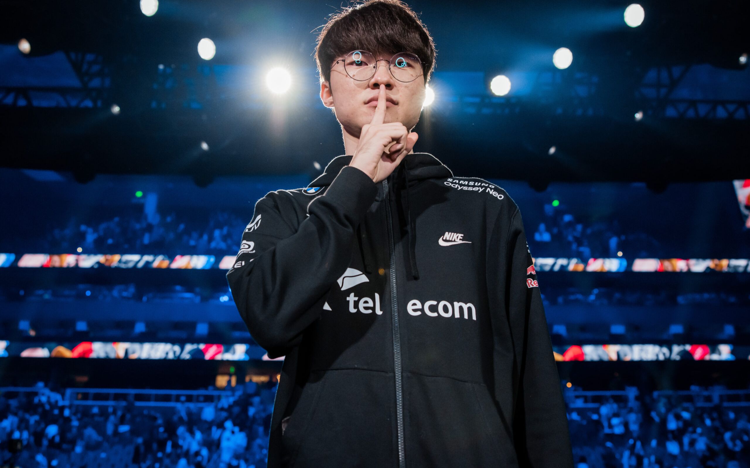 NAVI击败了 FURIA Esports ， GamerLegion 超越了 Mouz ，晋级IEM Katowice 2025的B组半决赛