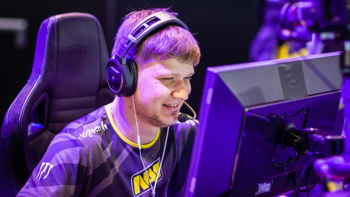 得分领先！ Hope 在团战中的终极技能造成了爆炸性的AOE伤害， Anyone's Legend 首先取得了赛点