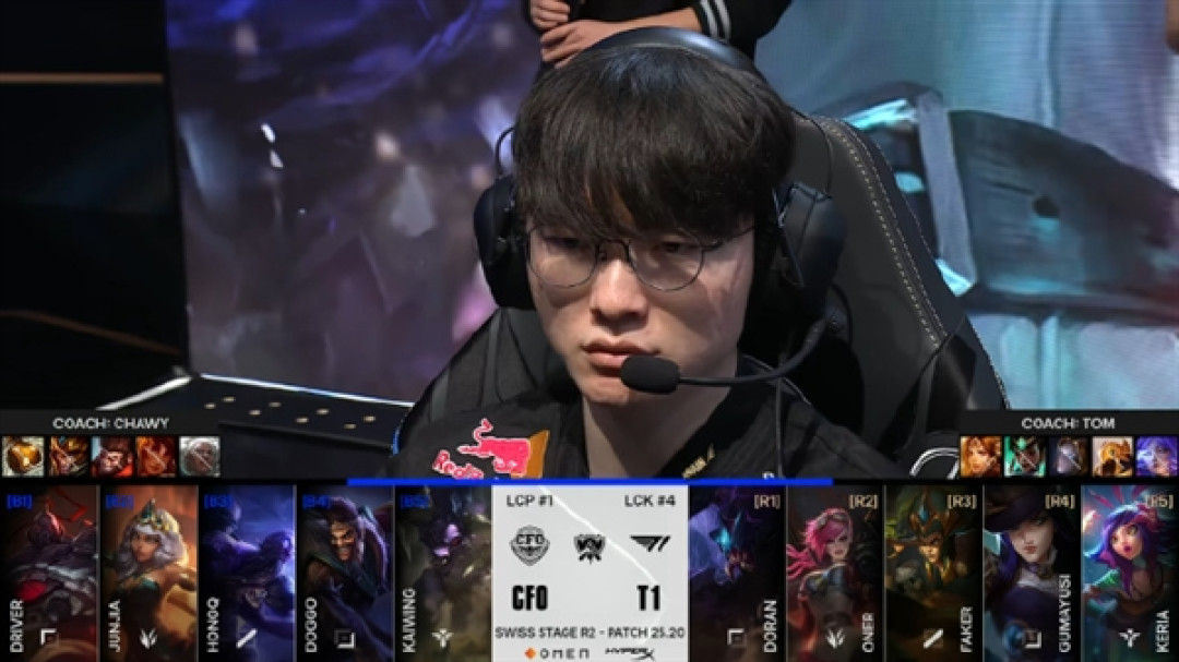明天的首发阵容： Weibo Gaming 与 Ultra Prime 的第二场比赛，赛前SOLO Xiaohu 对阵1Jiang