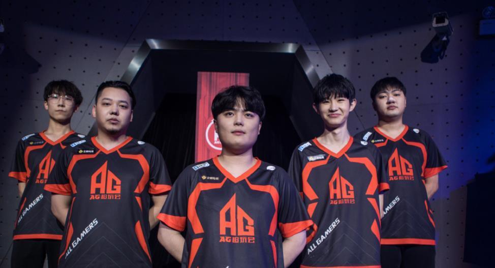 EPL S20 小组赛：有惊无险，小蜜蜂 2-0击败ATOX